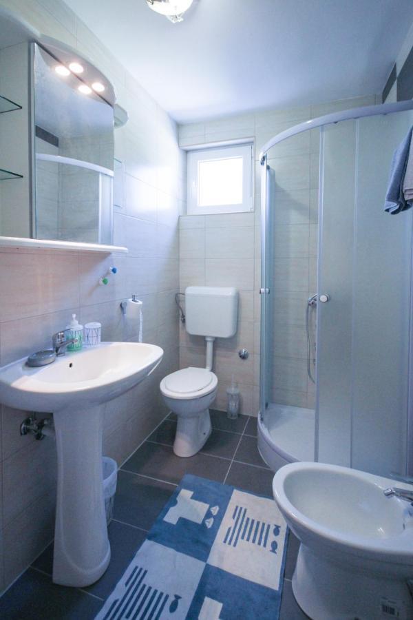 Apartment La Traviata With Parking Rovinj Exterior photo